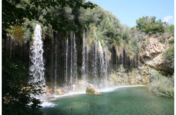 Les Monts Universels